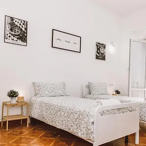 'na Casetta A , Roma Italia